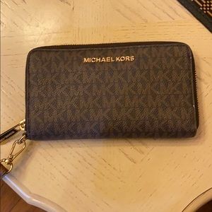 Michael Kors wallet
